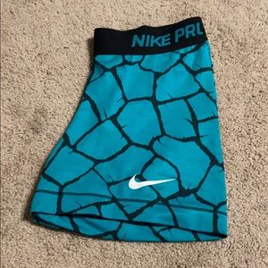 NIKE 3” Spandex